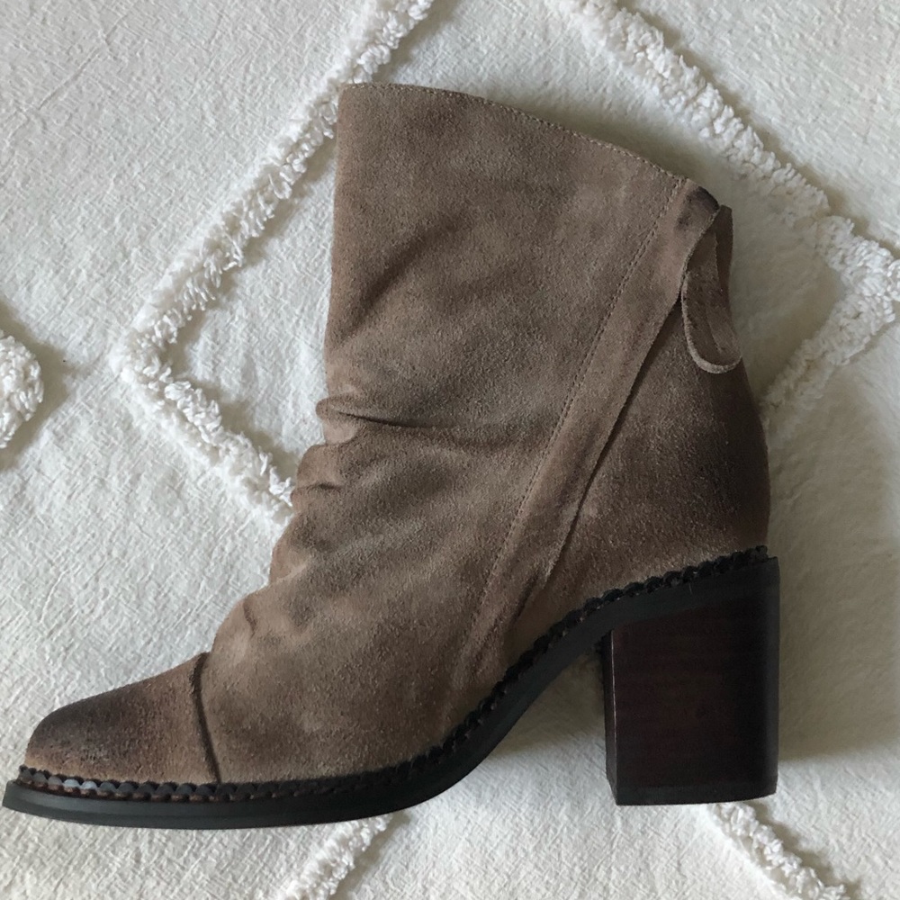 Sbicca Taupe Distressed Boots Booties